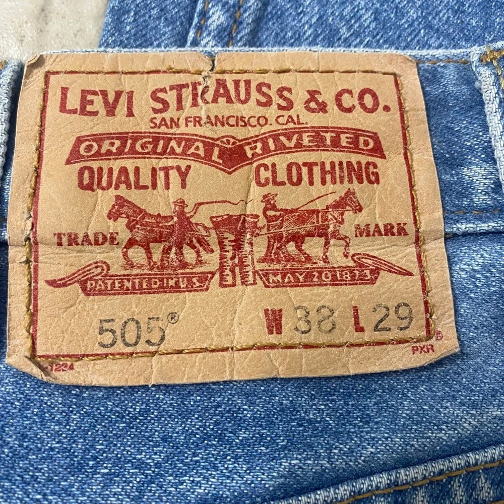 Levi Strauss 505 Regular Fit Jeans Mens W38 L29 Light Wash Denim Casual